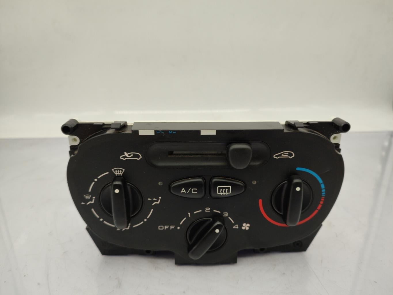 Commande chauffage PEUGEOT 206 Diesel - 1