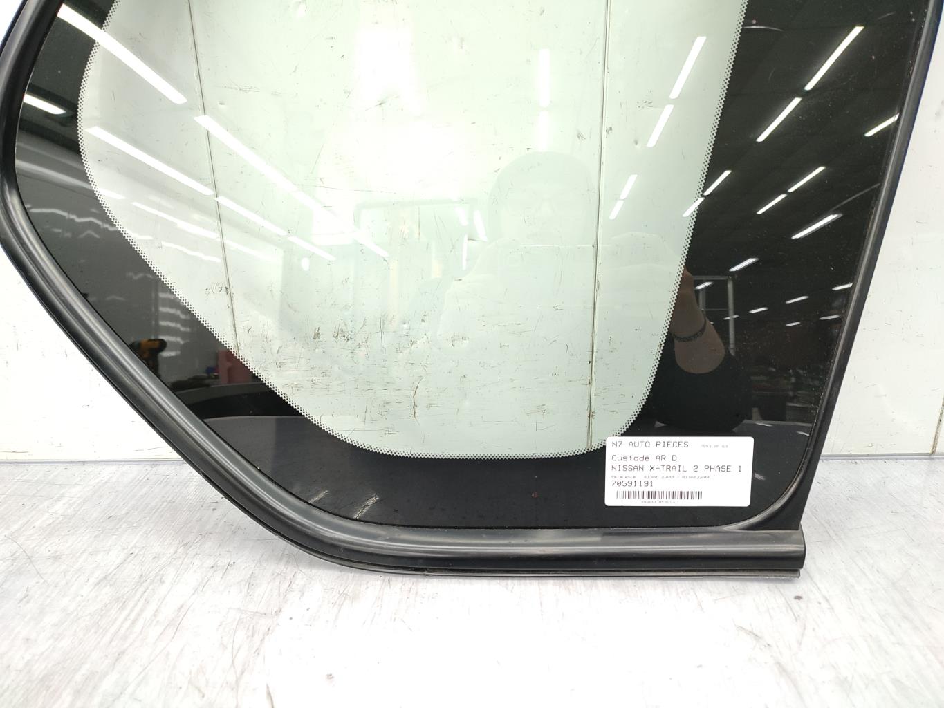 Vetro laterale fisso posteriore destro NISSAN X-TRAIL 2 PHASE 1 Diésel - 1