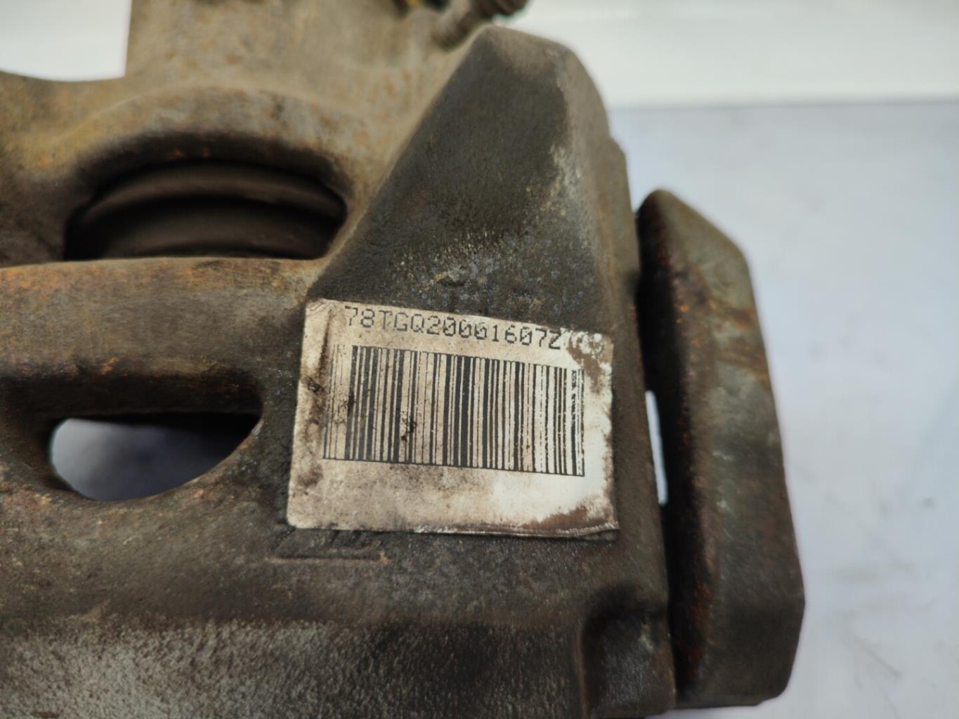 Pinza freni anteriore sinistra CITROEN C4 2 PHASE 1 Diésel - 1
