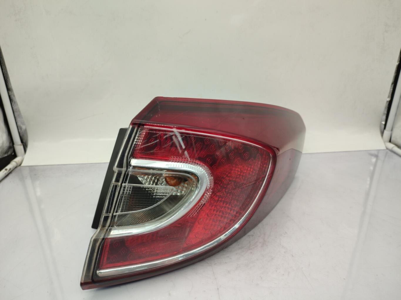 Fanale posteriore principale destro (luci) RENAULT MEGANE 3 PHASE 2 BREAK Diésel - 1