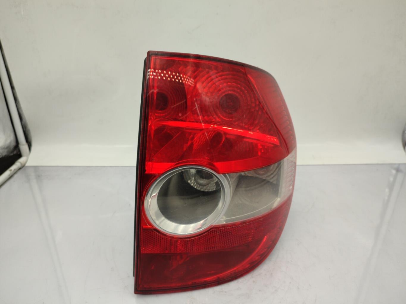 Fanale posteriore principale destro (luci) VOLKSWAGEN FOX Gasolina - 1
