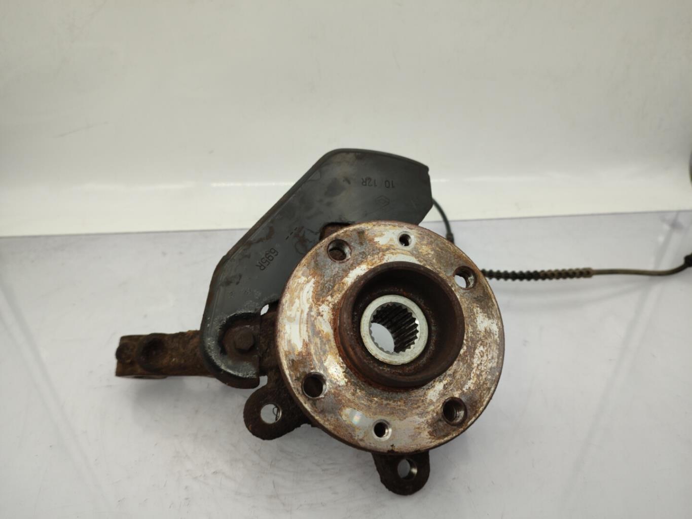 Fusee avant gauche RENAULT TWINGO 2 PHASE 2 Essence - 1