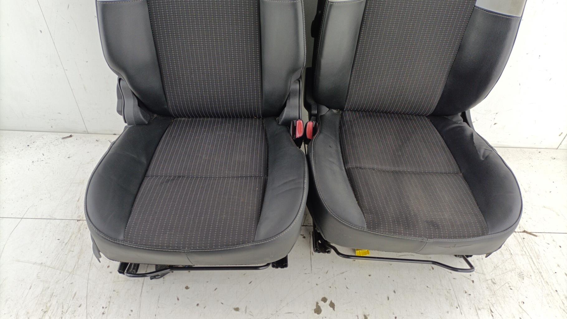 Interieur complet RENAULT SCENIC 3 PHASE 2 Diesel - 1