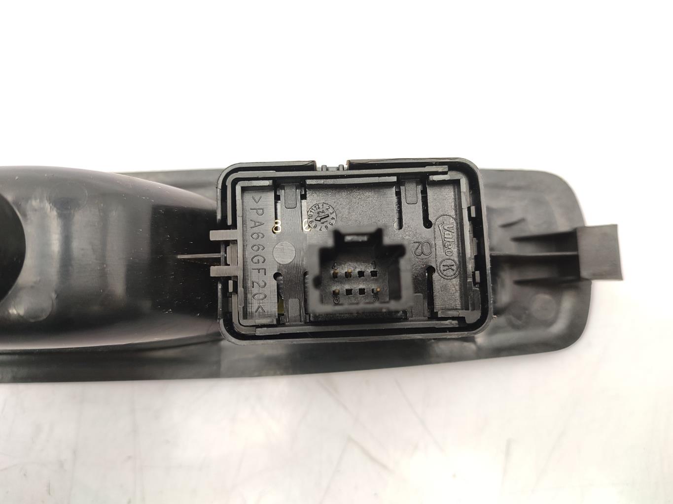 Interruttore lavacristalli posteriore sinistro RENAULT SCENIC 3 PHASE 2 Diésel - 1