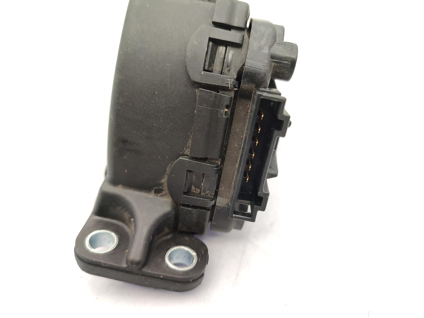 Pedale acceleratore VOLKSWAGEN POLO 5 PHASE 1 Gasolina - 1