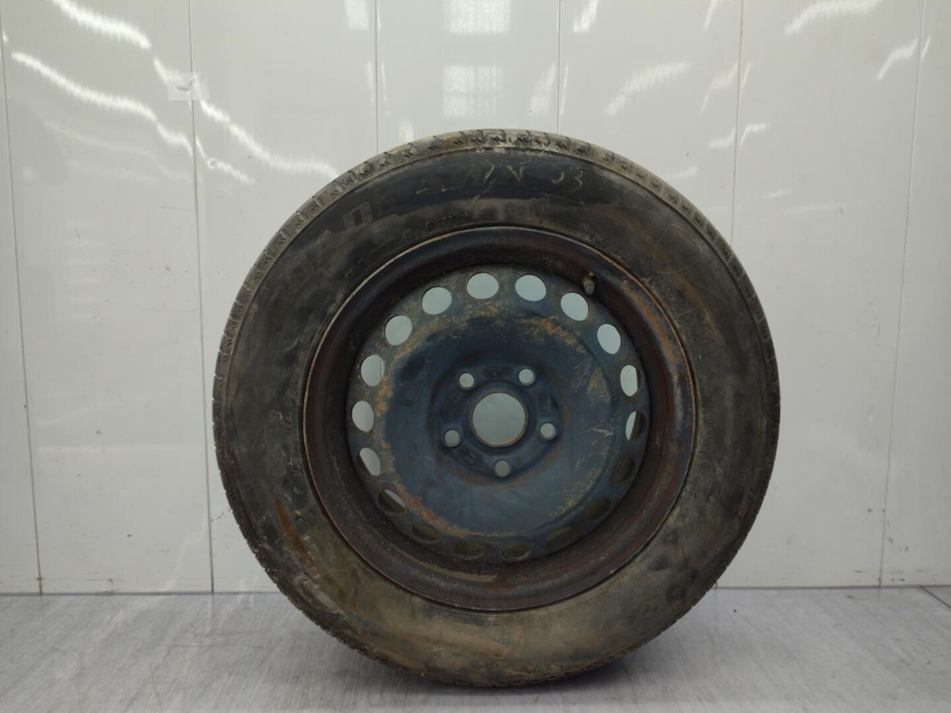 Roue VOLKSWAGEN GOLF 5 Diesel - 1