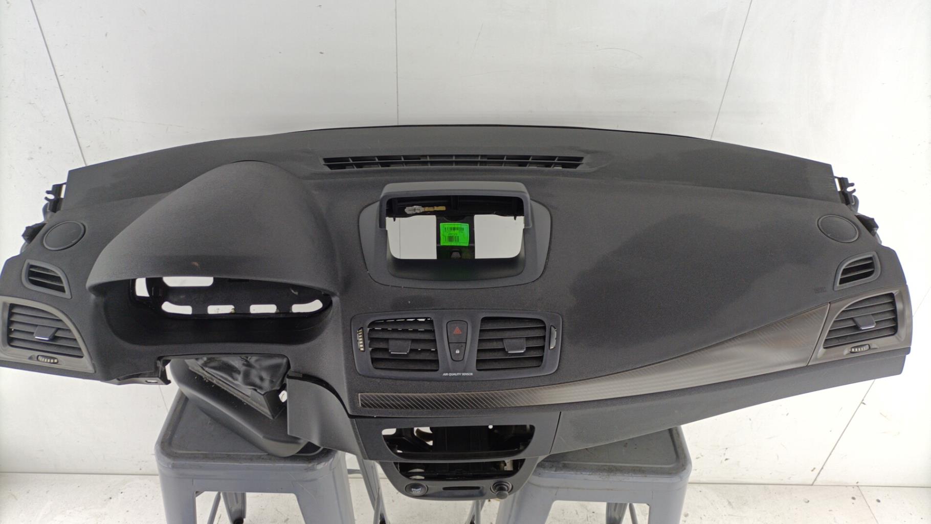 Tableau de bord RENAULT MEGANE 3 PHASE 2 BREAK Diesel - 1