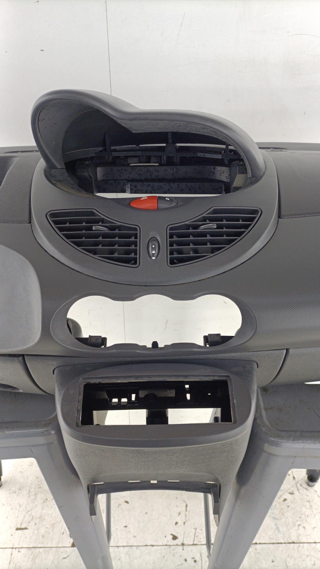 Tableau de bord RENAULT TWINGO 2 PHASE 2 Essence - 1