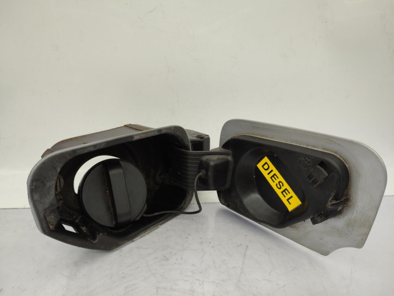 Trappe d'essence PEUGEOT 407 PHASE 1 BREAK Diesel - 1