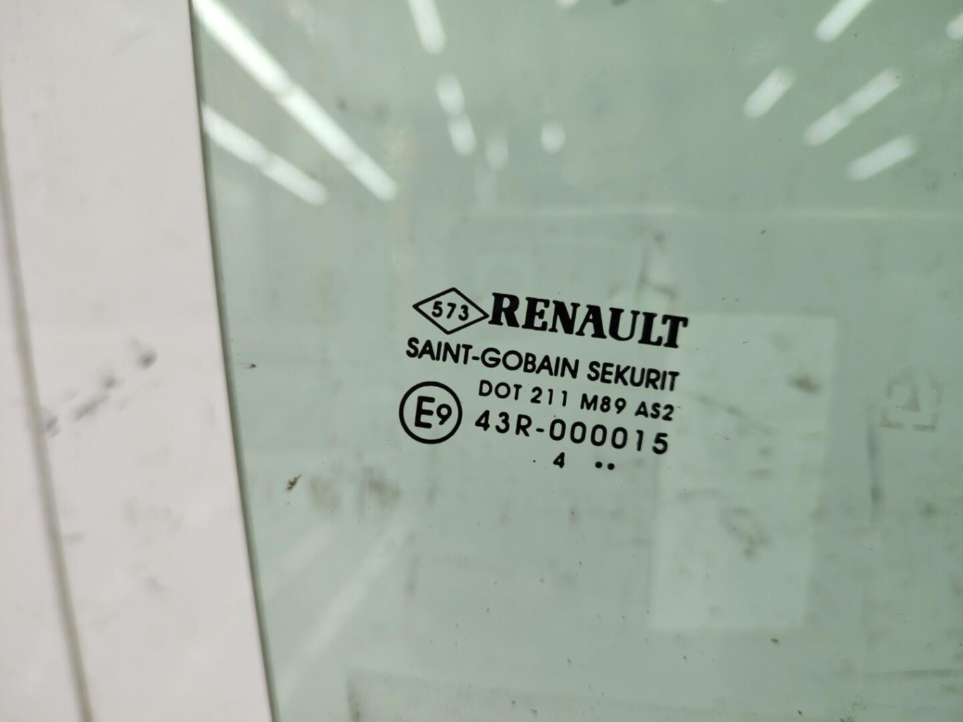 Vitre arriere droit RENAULT MODUS PHASE 1 Diesel - 1