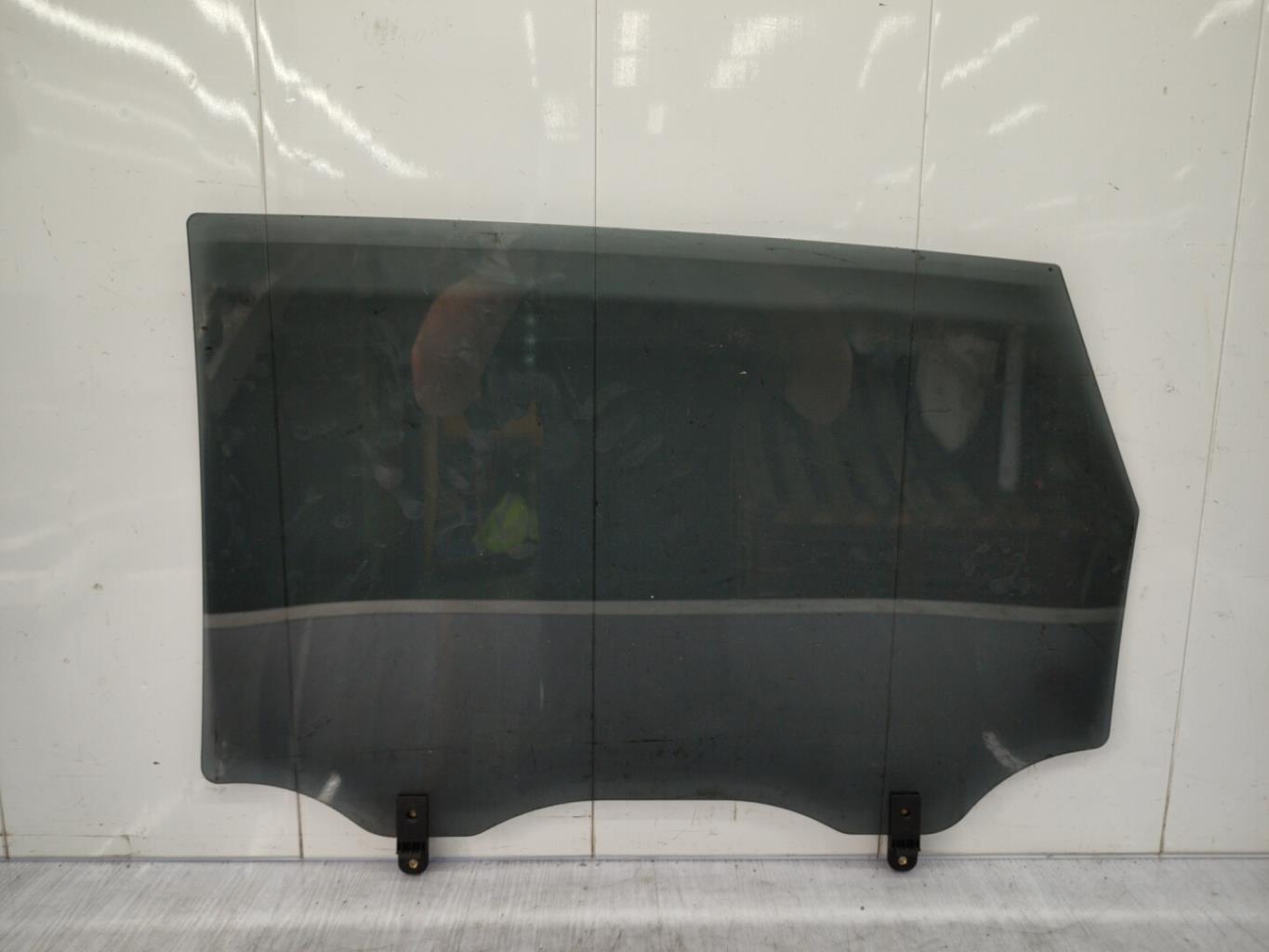 Vetro posteriore destro HYUNDAI TUCSON 1 Diésel - 1