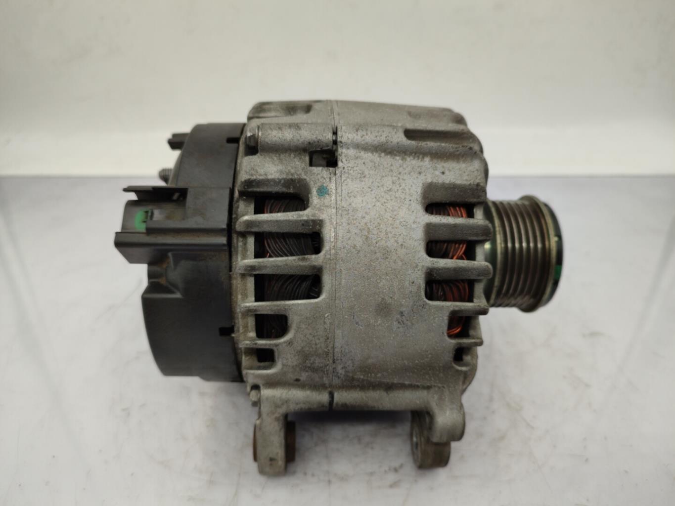 Alternatore VOLKSWAGEN POLO 5 PHASE 1 Diésel - 1