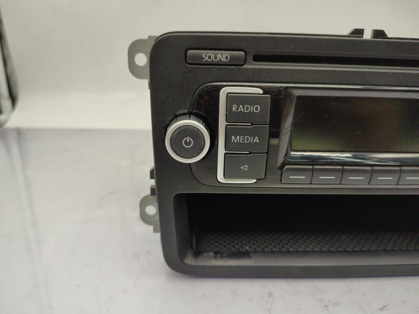 Autoradio originale VOLKSWAGEN POLO 5 PHASE 1 Diésel - 1