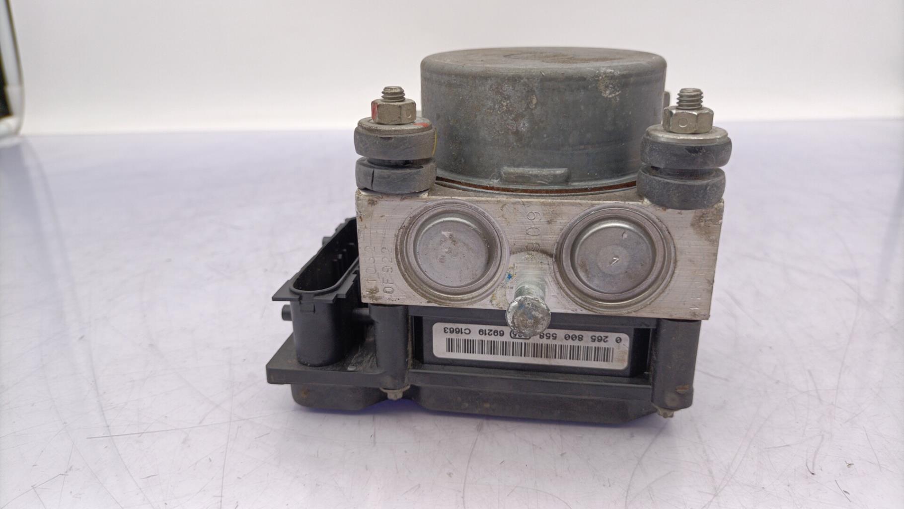 Bloc ABS (freins anti-blocage) RENAULT MODUS PHASE 1 Essence - 1