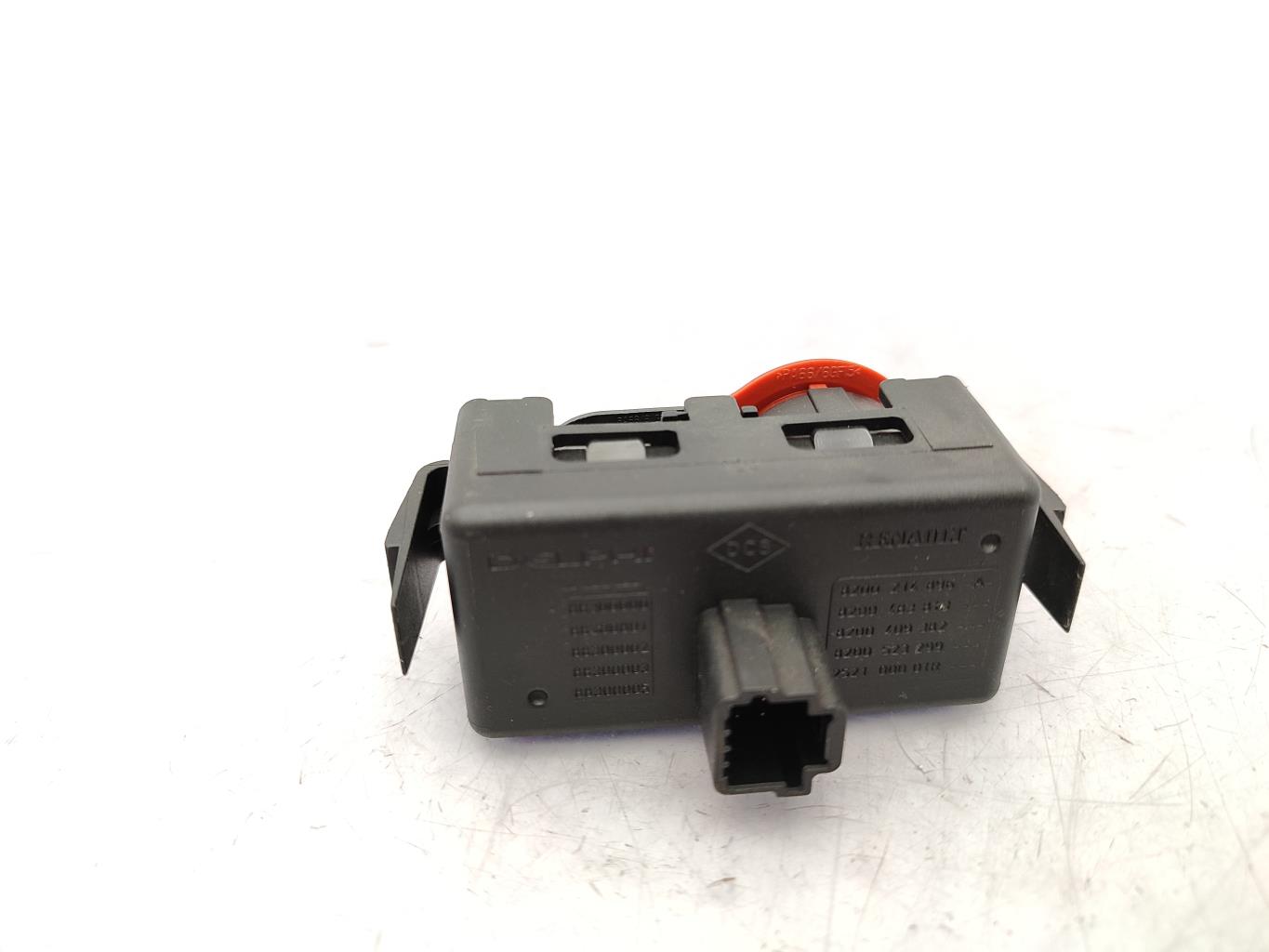 Bouton de warning RENAULT CLIO 3 PHASE 1 Diesel - 1