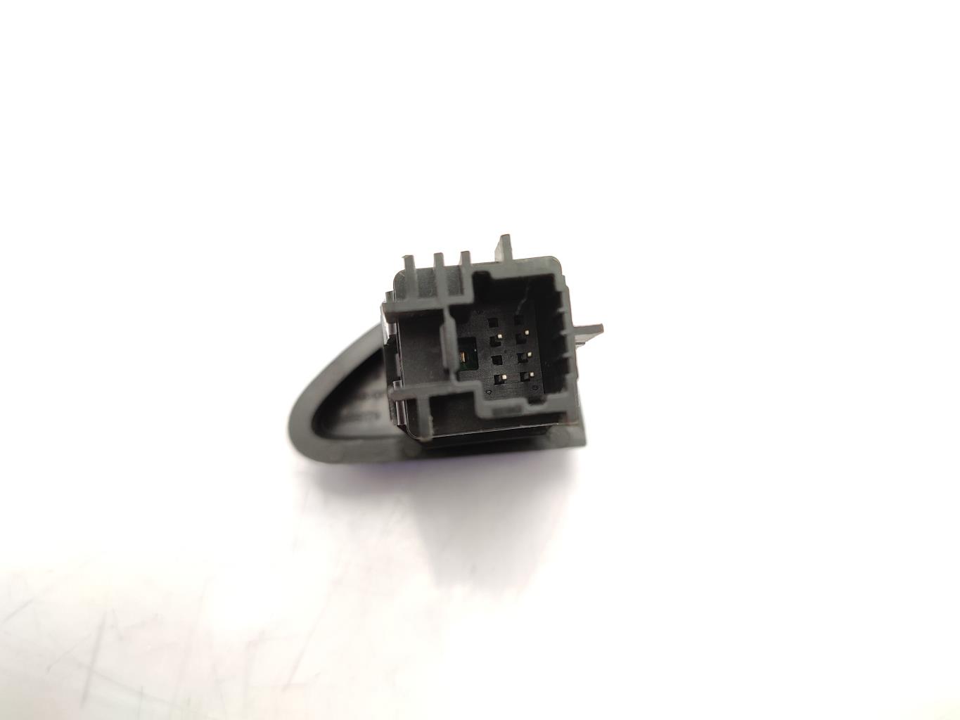 Bouton de warning RENAULT CLIO 4 PHASE 1 Diesel - 1