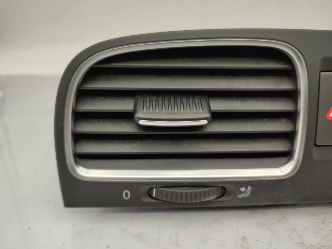 Bouton de warning VOLKSWAGEN GOLF 6 Diesel - 1