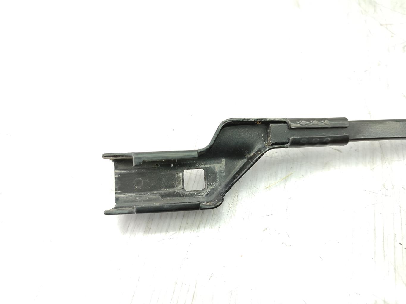 Braccio tergicristallo anteriore destro PEUGEOT 208 1 PHASE 2 Diésel - 1