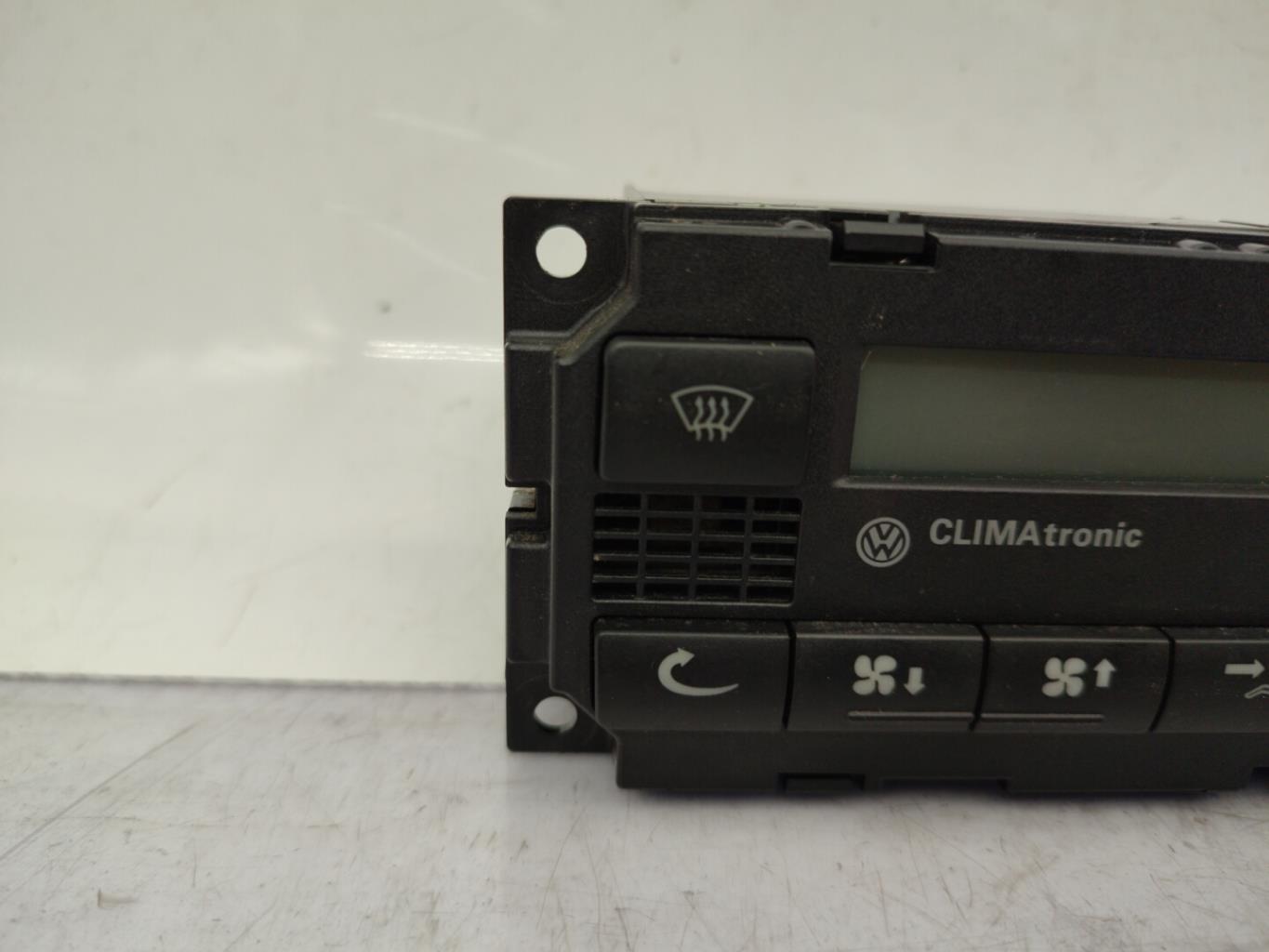 Commande chauffage VOLKSWAGEN GOLF 4 Essence - 1