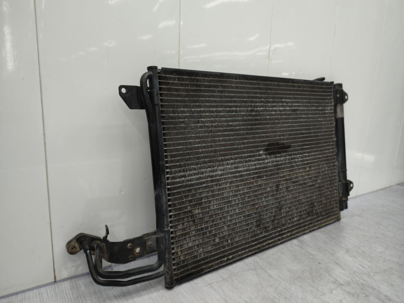 Condensatore clima VOLKSWAGEN GOLF 5 Diésel - 1