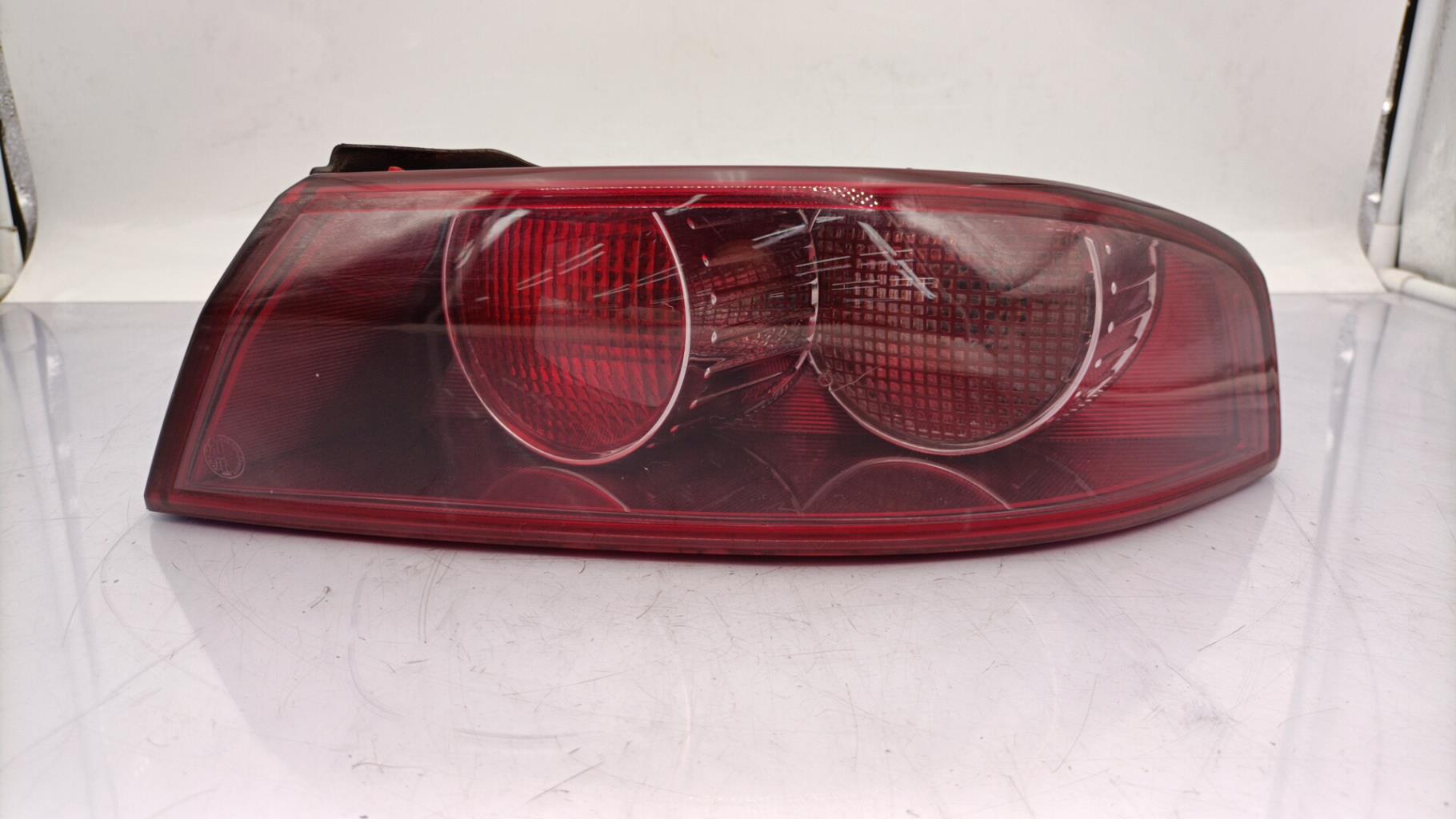Fanale posteriore principale destro (luci) ALFA ROMEO 159 BREAK Diésel - 1