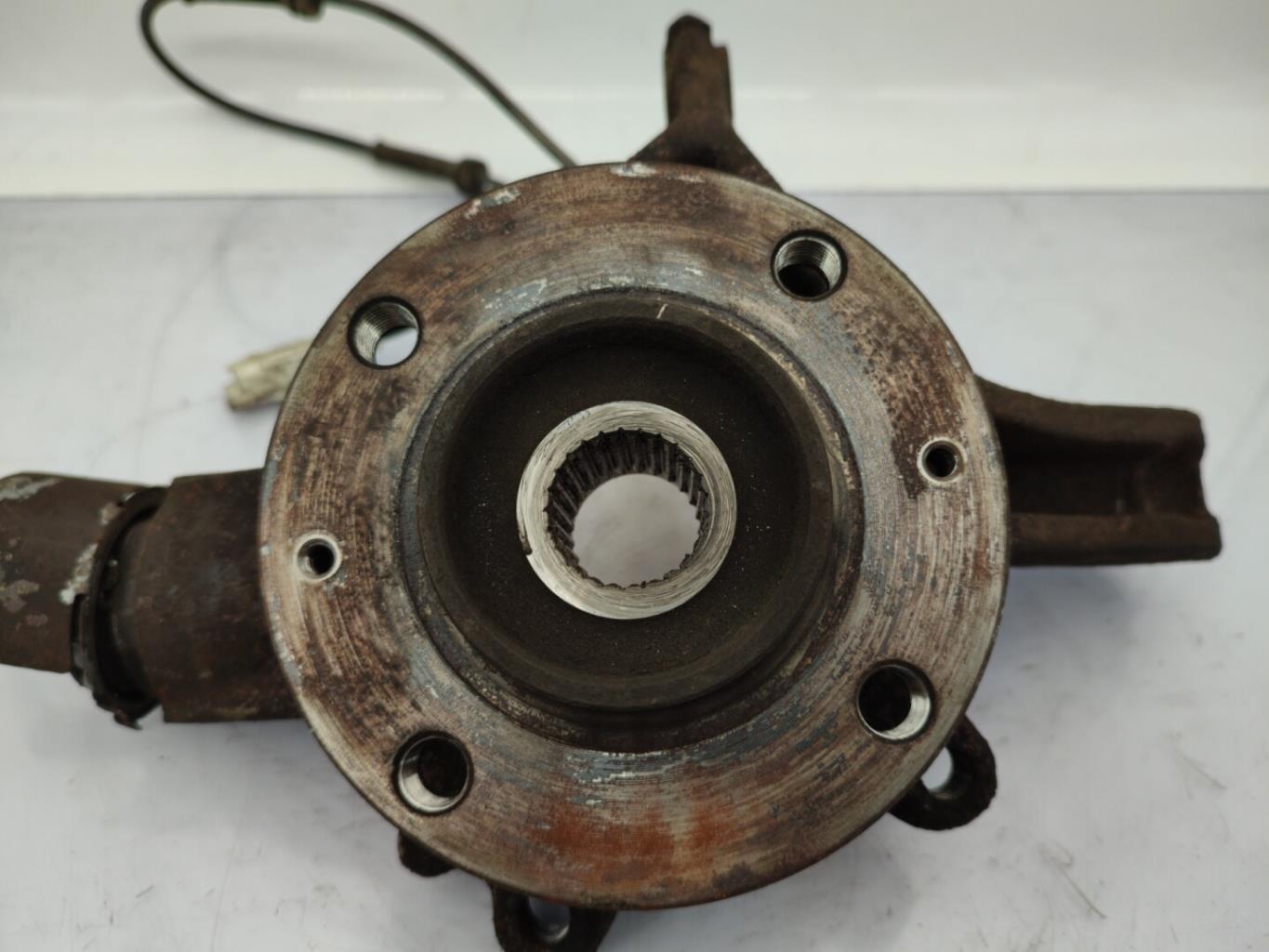 Fusee avant droit CITROEN C4 1 PHASE 1 Diesel - 1