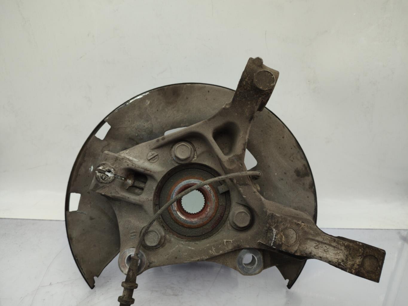 Fusee avant gauche CHEVROLET CRUZE PHASE 1 Diesel - 1