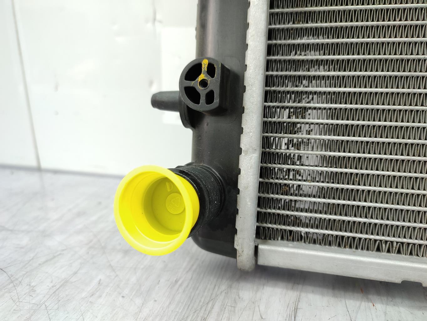 Radiateur eau PEUGEOT 208 1 PHASE 1 Essence - 1