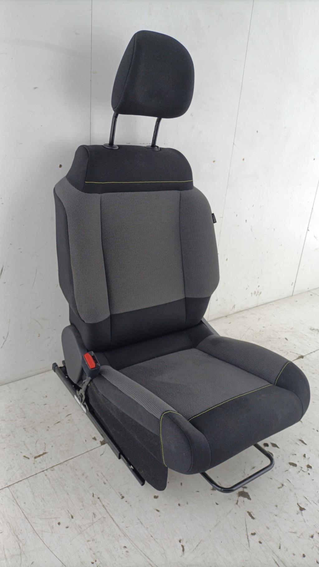 Siege avant gauche CITROEN C3 3 PHASE 1 Diesel - 1