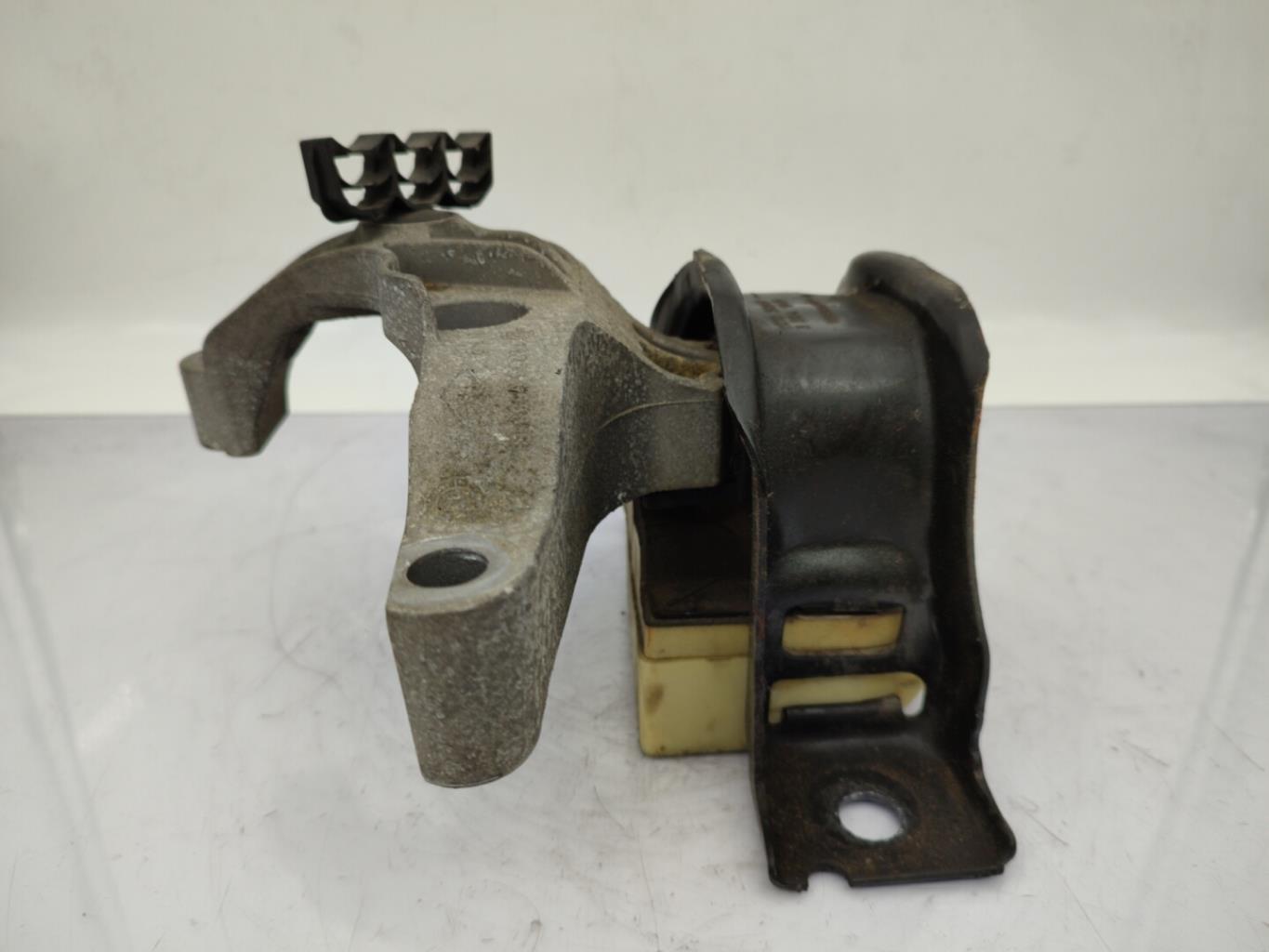 Support moteur droit RENAULT CLIO 4 PHASE 1 Diesel - 1