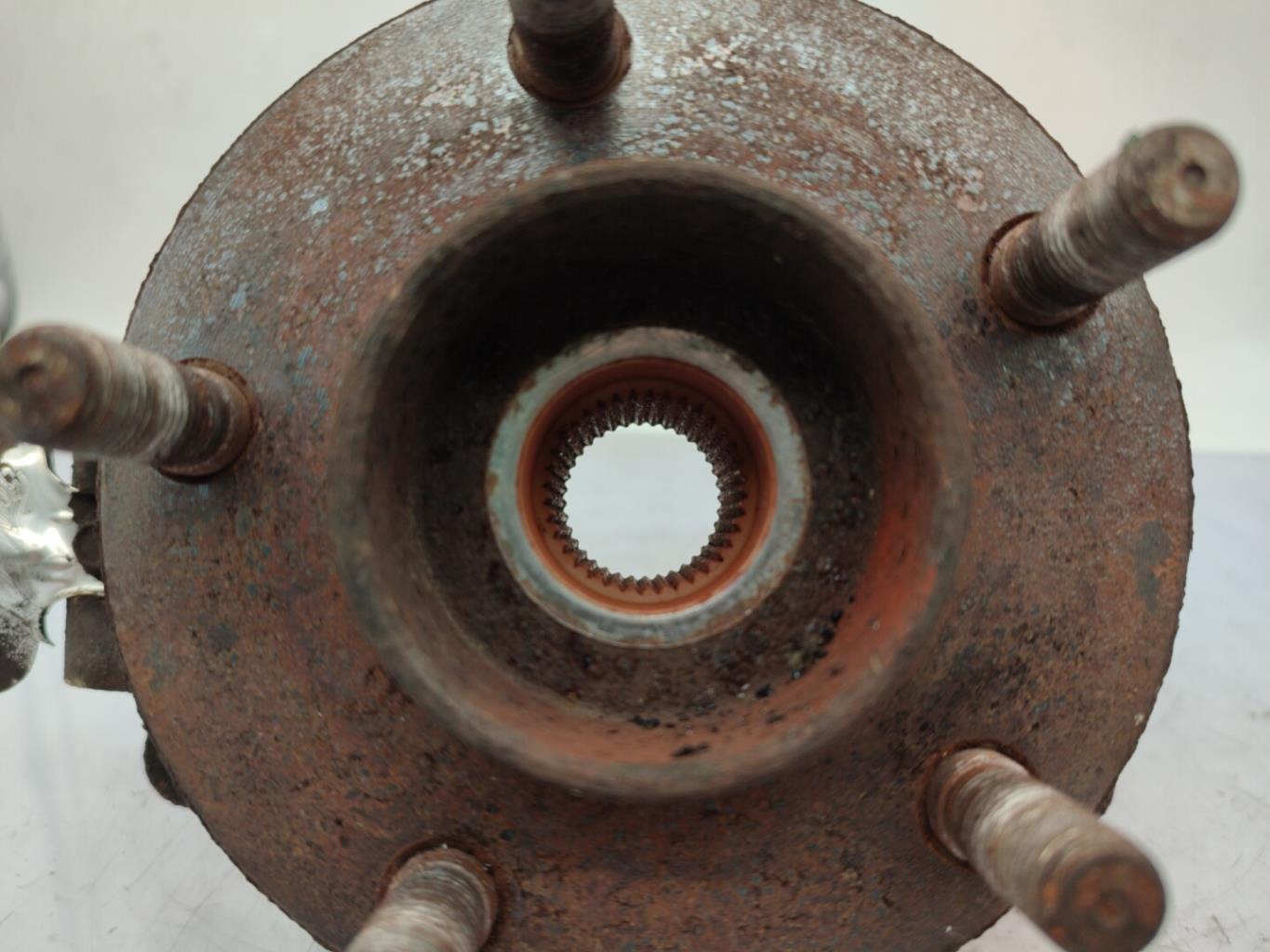 Fusee avant droit FORD C-MAX 1 PHASE 2 Diesel - 1
