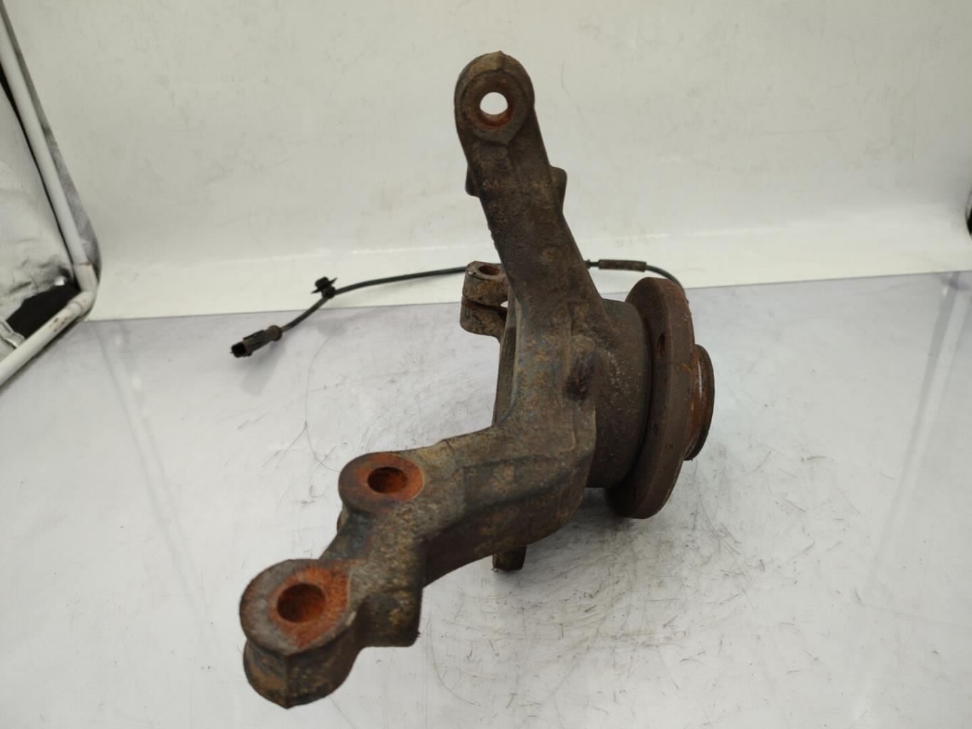 Fusee avant gauche RENAULT KANGOO 2 PHASE 1 Diesel - 1