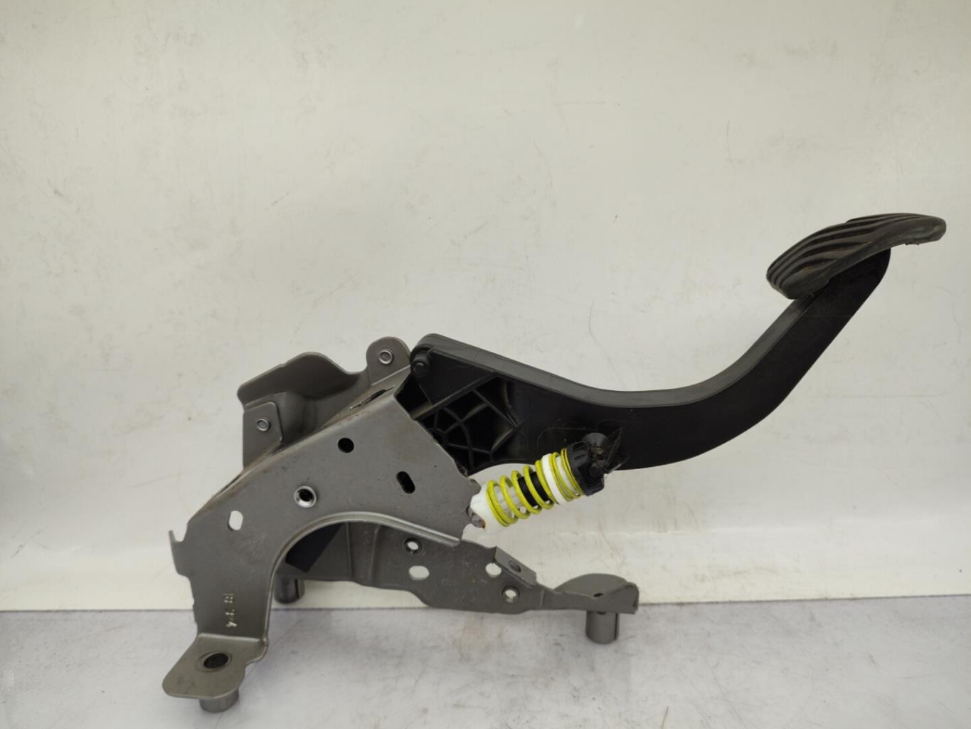 Pedale d'embrayage RENAULT MEGANE 4 PHASE 1 Essence - 1