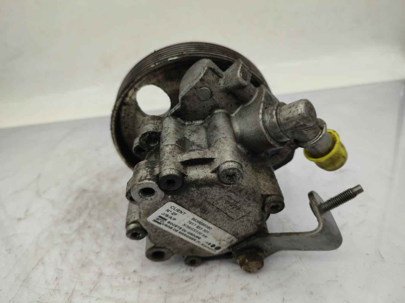 Pompe de direction CITROEN C5 1 PHASE 1 Essence - 1