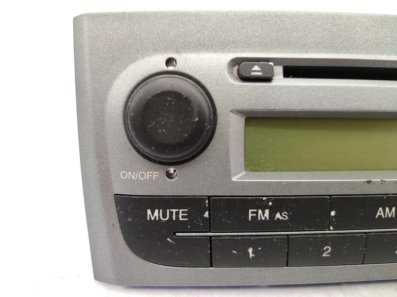 Autoradio originale FIAT GRANDE PUNTO Diésel - 1