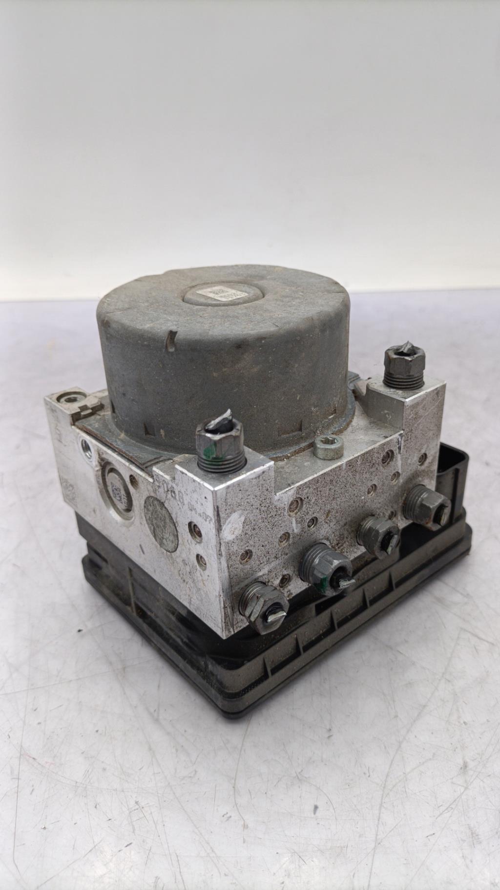 Bloc ABS (freins anti-blocage) CITROEN C3 2 PHASE 2 Diesel - 1