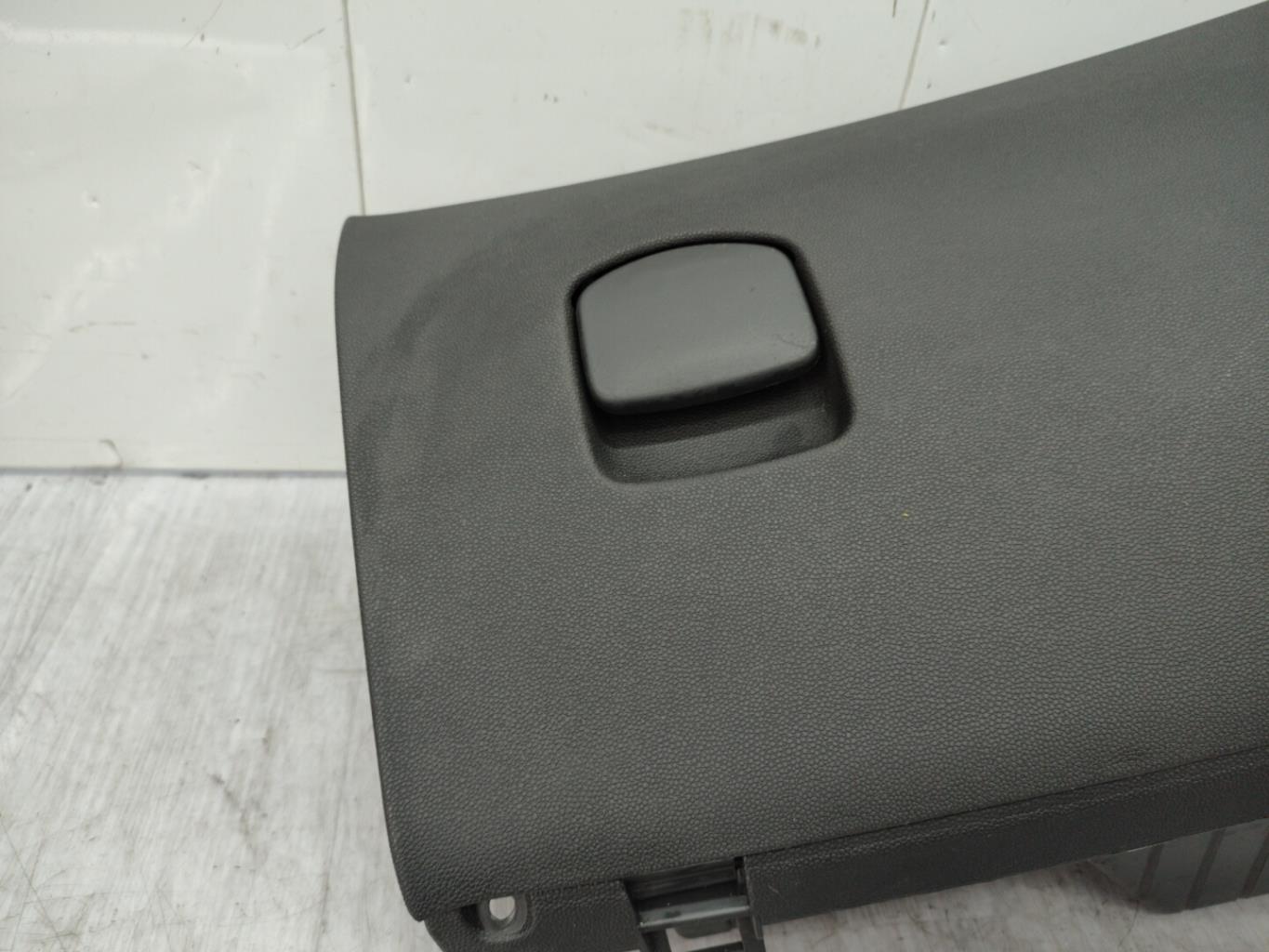 Boite a gants OPEL CORSA D PHASE 1 Essence - 1
