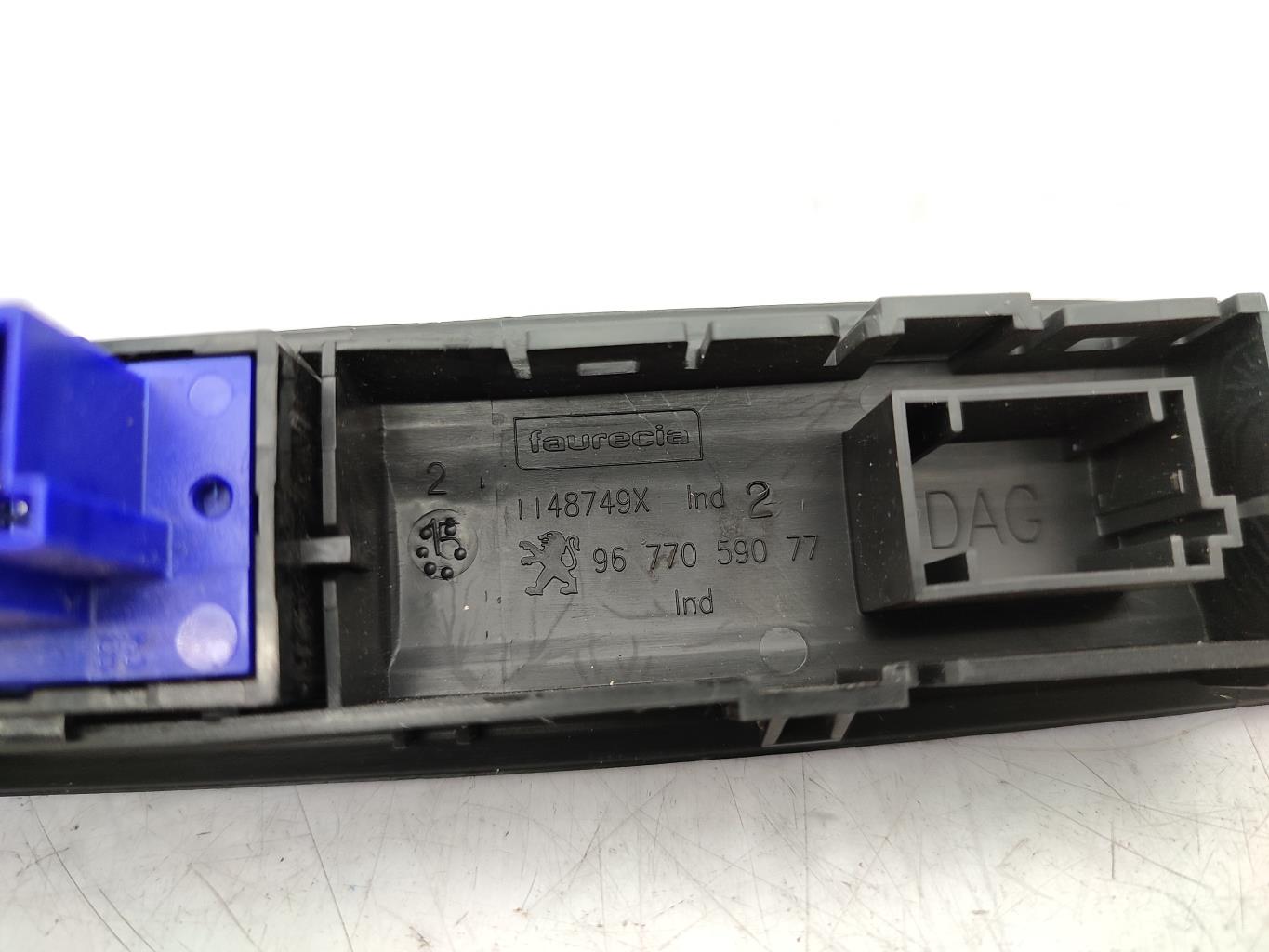 Botón/Interruptor PEUGEOT 2008 1 PHASE 1 Gasolina - 1