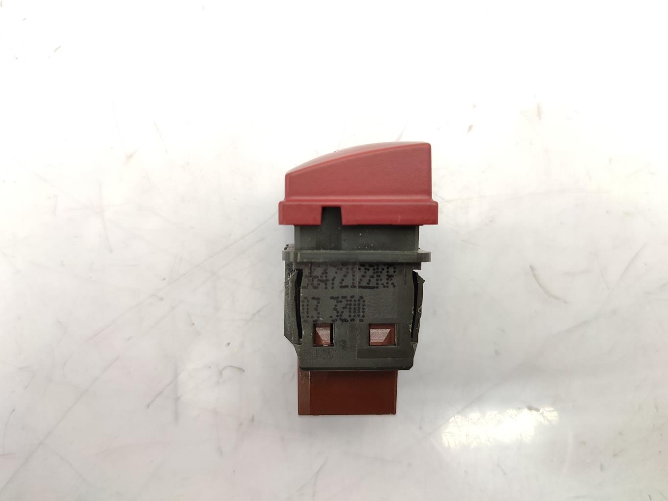 Bouton de warning PEUGEOT 207 PHASE 2 Diesel - 1