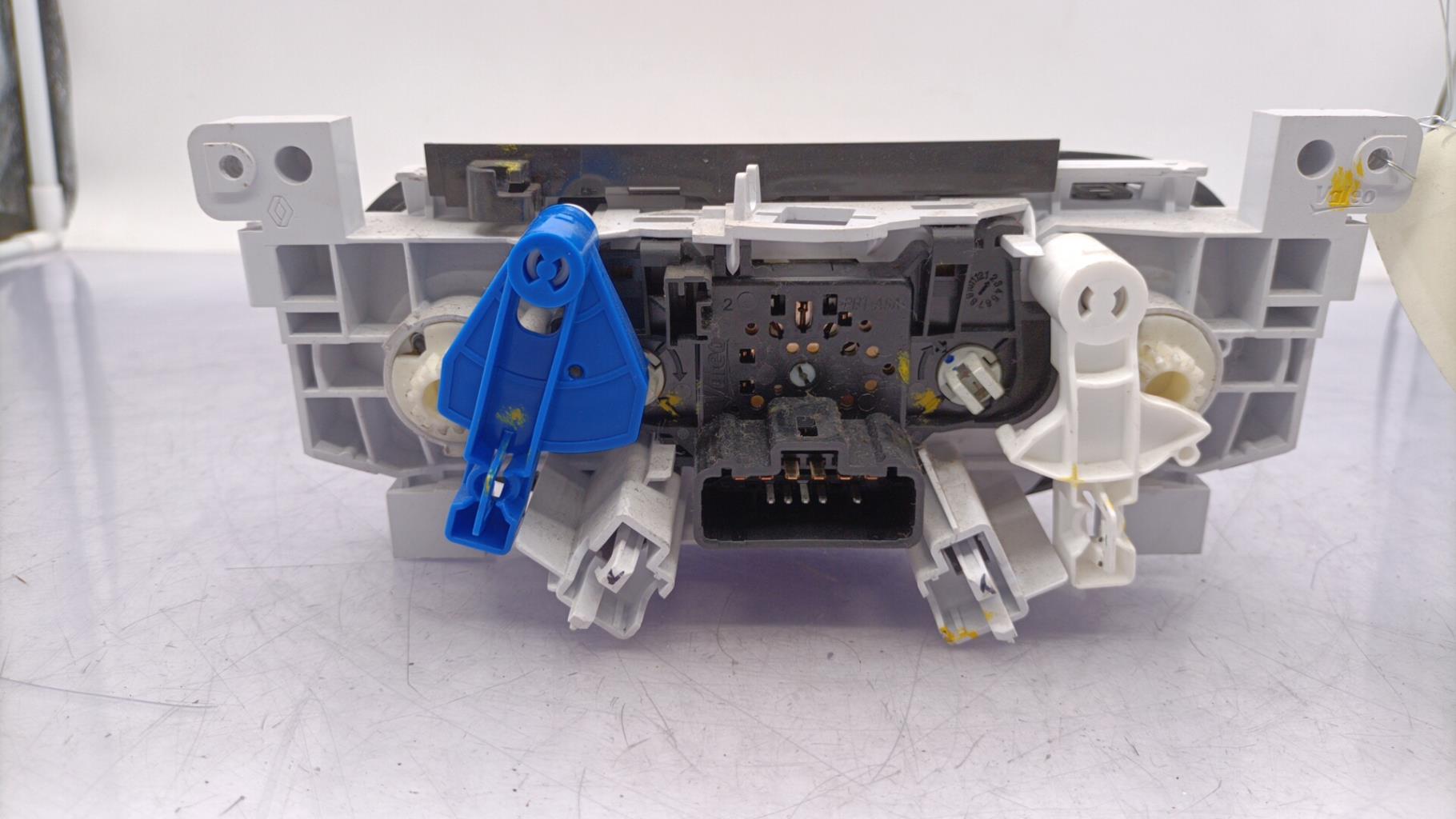 Commande chauffage DACIA DUSTER 1 PHASE 1 Diesel - 1