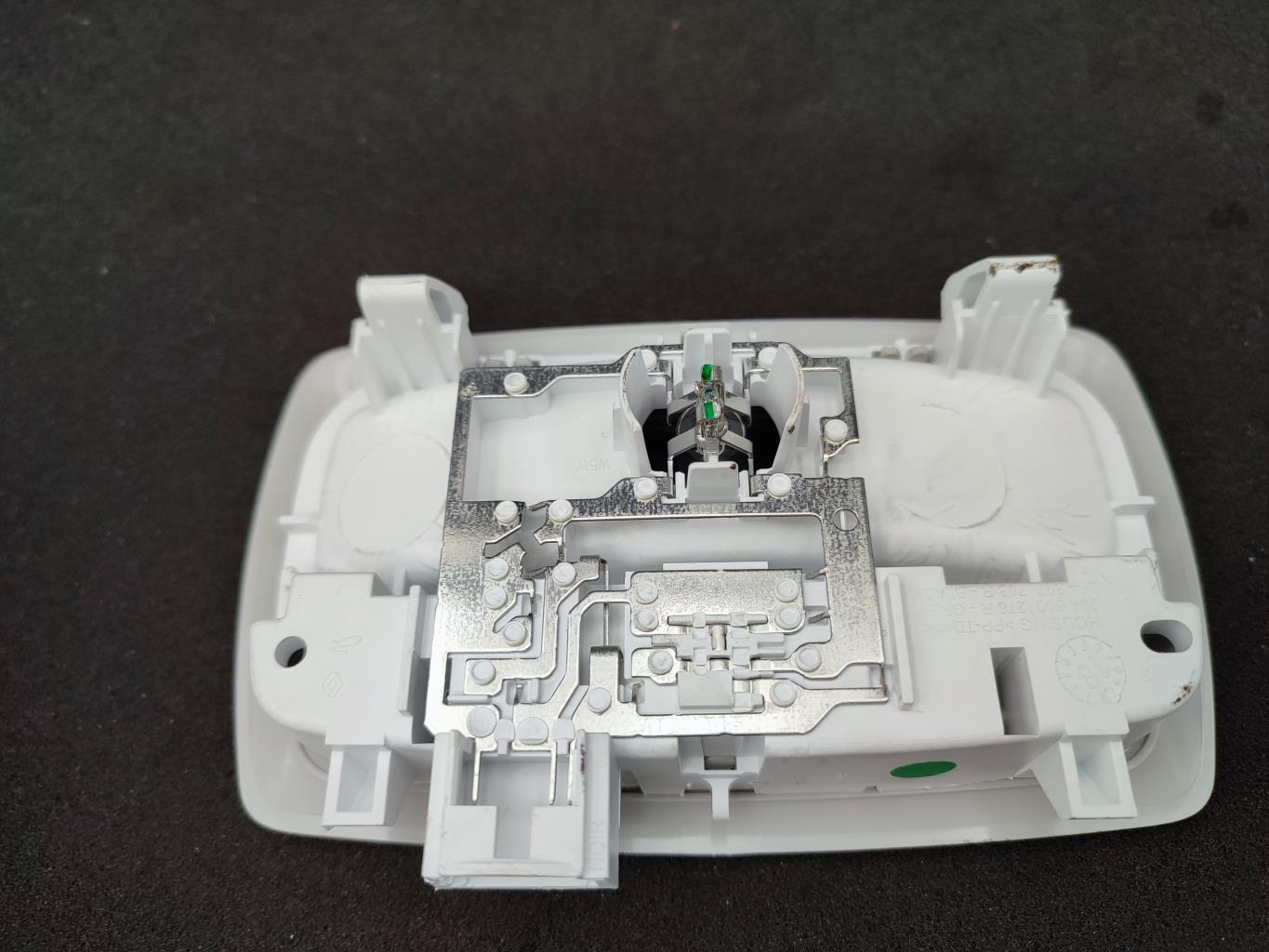 Eclairage de plafonnier RENAULT MEGANE 4 PHASE 1 Diesel - 1