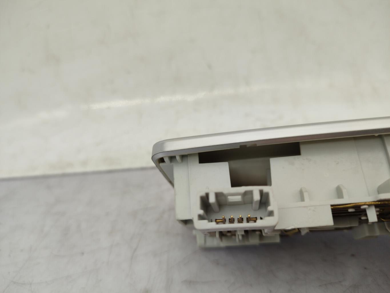 Eclairage de plafonnier RENAULT LAGUNA 3 PHASE 1 Diesel - 1
