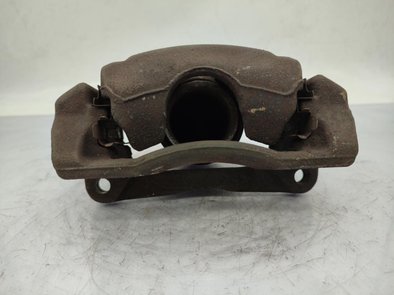 Etrier avant droit (freinage) SUZUKI SWIFT 3 Diesel - 1