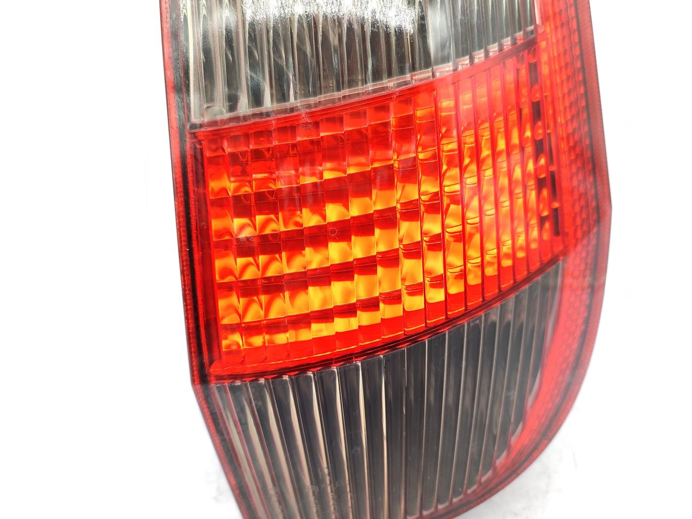 Fanale posteriore principale destro (luci) FORD FIESTA 5 PHASE 1 Diésel - 1
