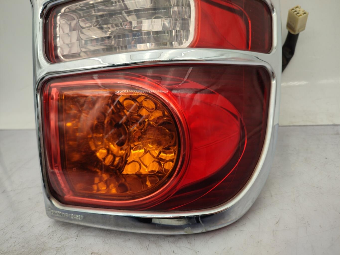 Fanale posteriore principale destro (luci) TOYOTA RAV4 2 PHASE 1 Diésel - 1