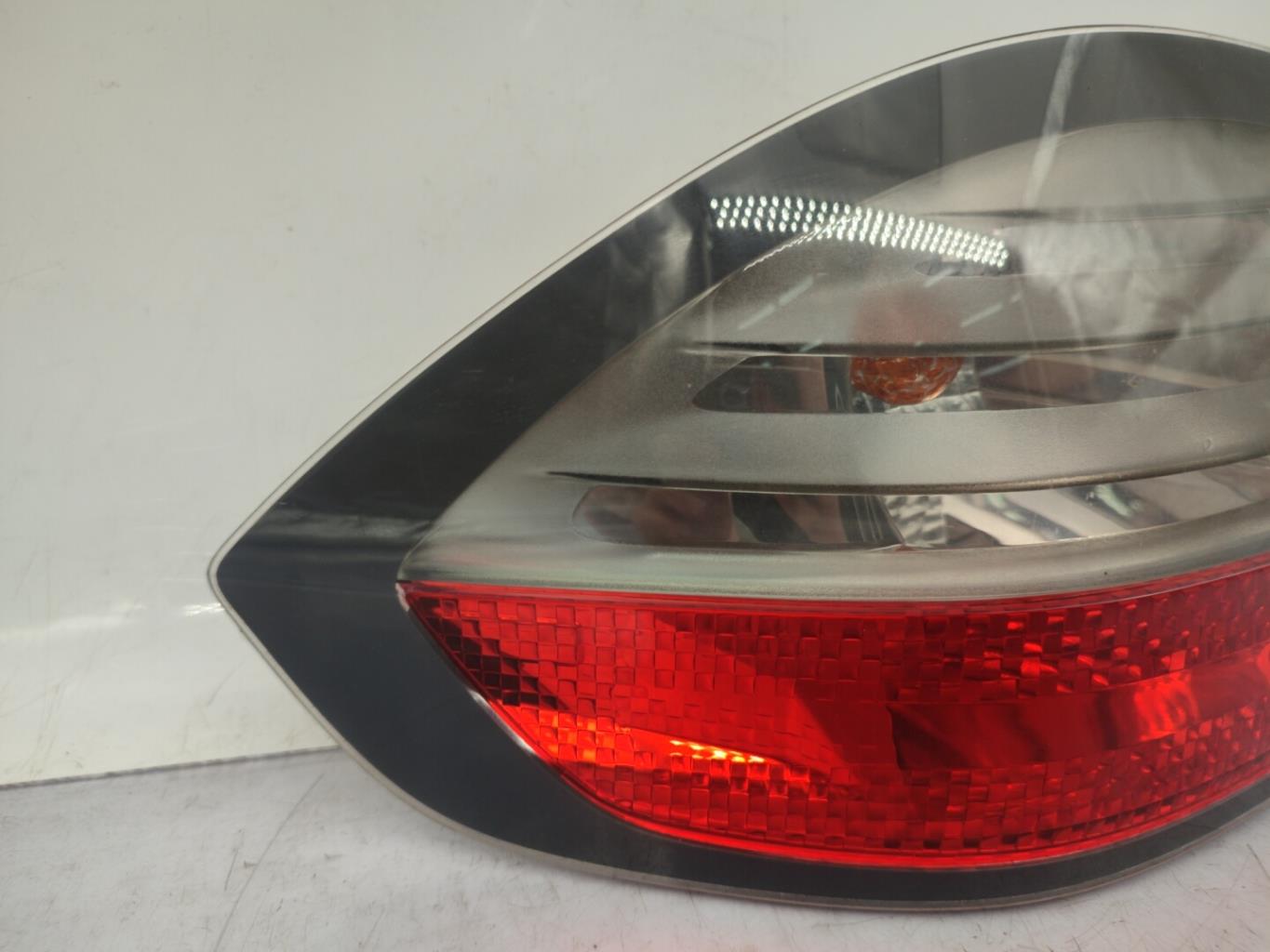 Fanale posteriore principale sinistro (luci) FORD S-MAX 1 PHASE 1 Diésel - 1