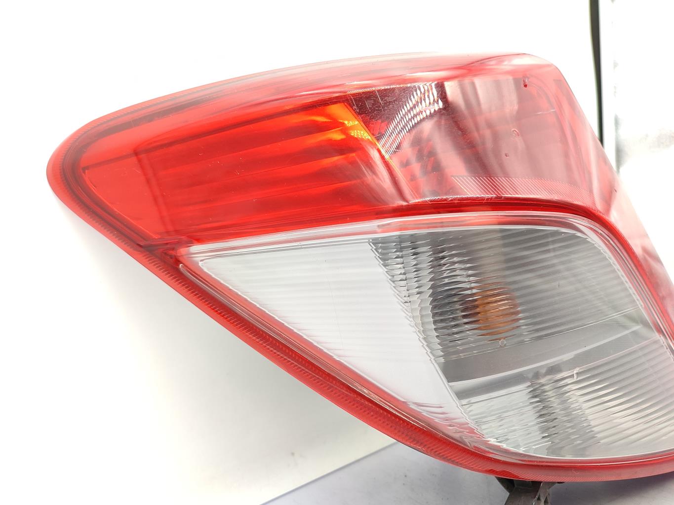 Fanale posteriore principale sinistro (luci) TOYOTA YARIS 3 PHASE 1 Diésel - 1