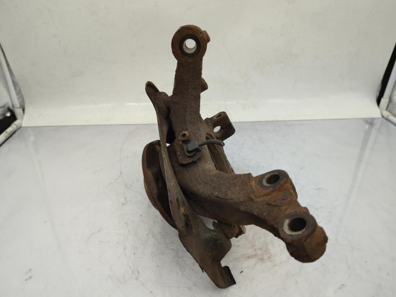 Fusee avant droit PEUGEOT BIPPER Diesel - 1