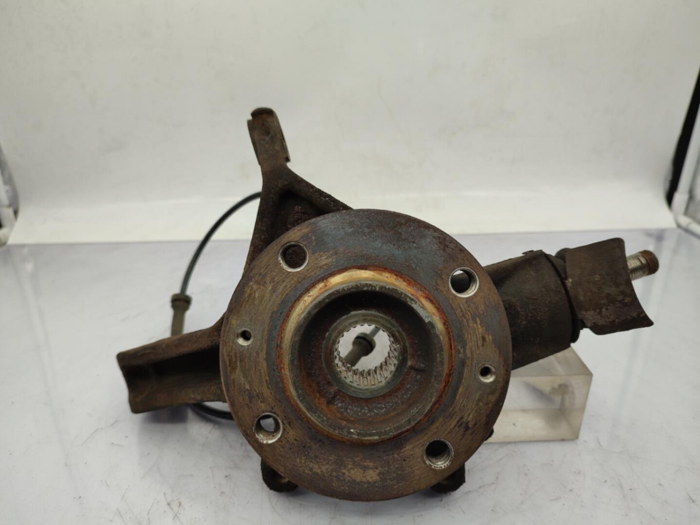 Fusee avant gauche CITROEN C4 1 PHASE 1 COUPE Essence - 1