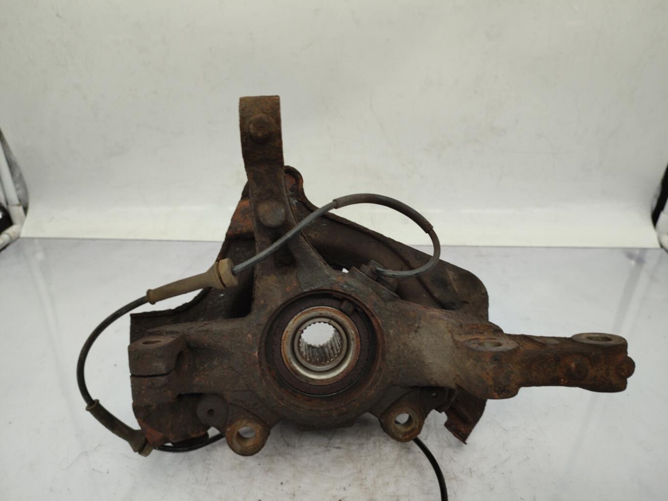 Fusee avant gauche PEUGEOT BIPPER Diesel - 1